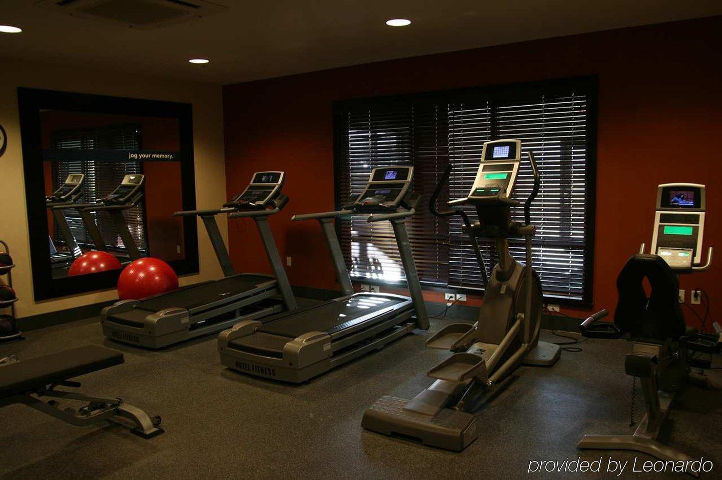 Hampton Inn & Suites New Castle, Pa Съоръжения снимка