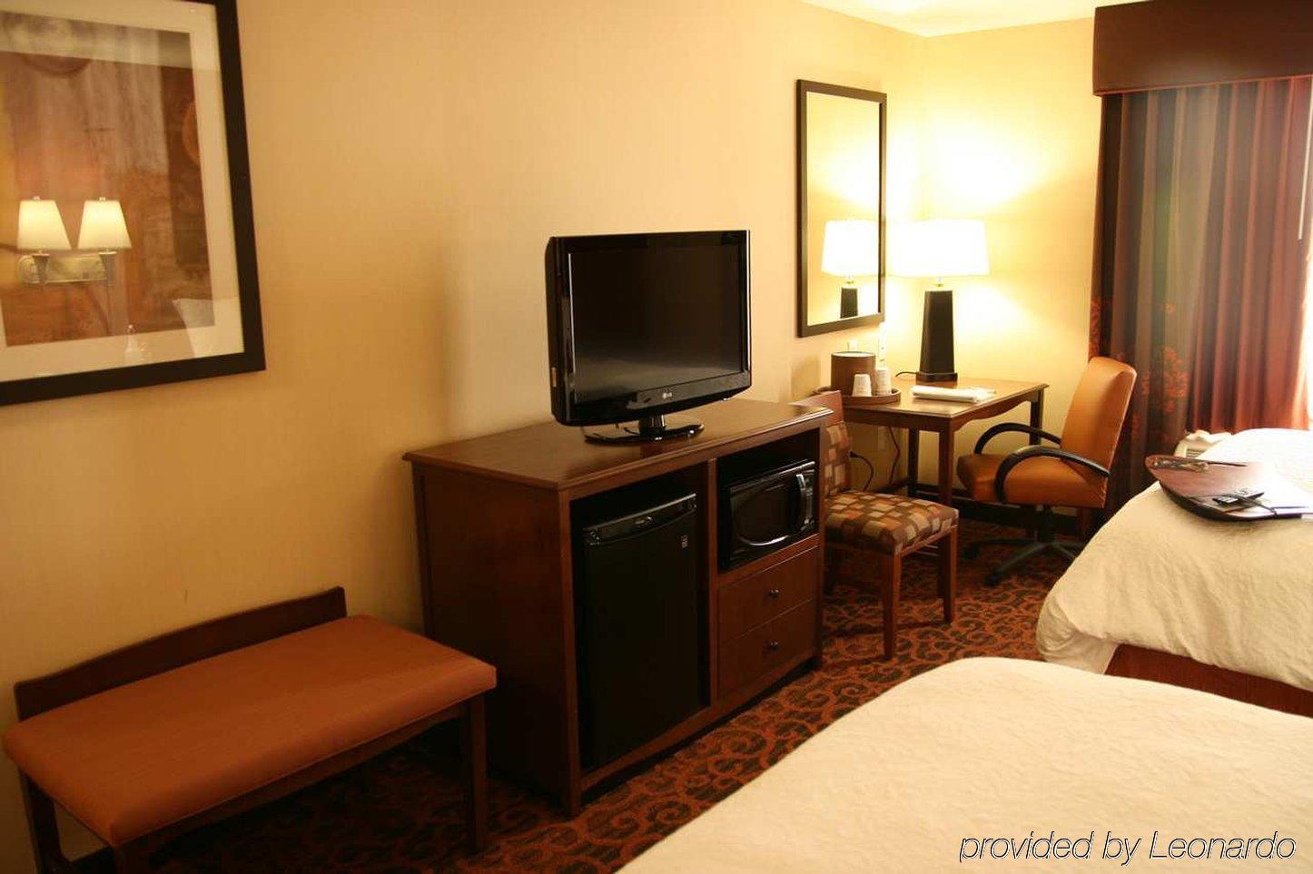 Hampton Inn & Suites New Castle, Pa Екстериор снимка